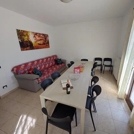 La Finestra Sul Castello Guest house
